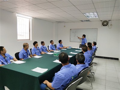 Reáchtáil Huzhou Dongyao a Chruinniú Cinn Bhliana